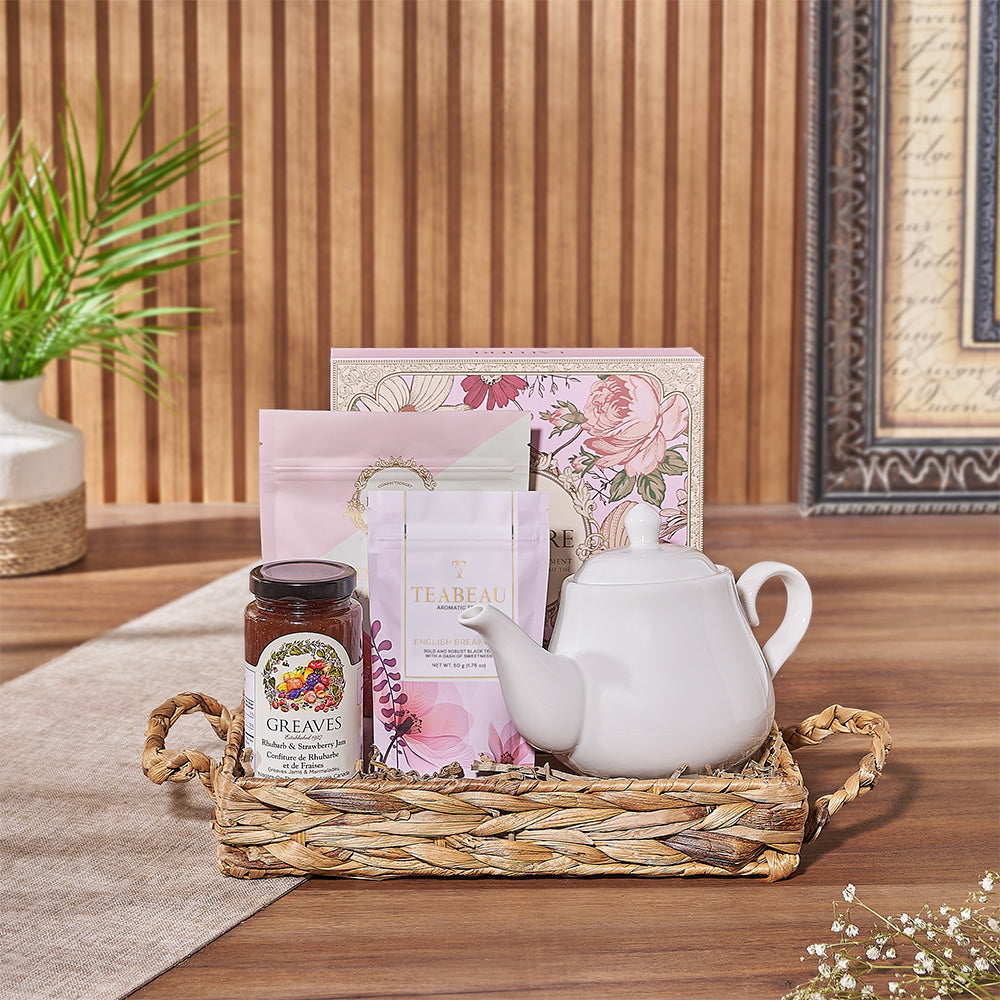 Tea Pot and English Breakfast Basket – how the gift is presented