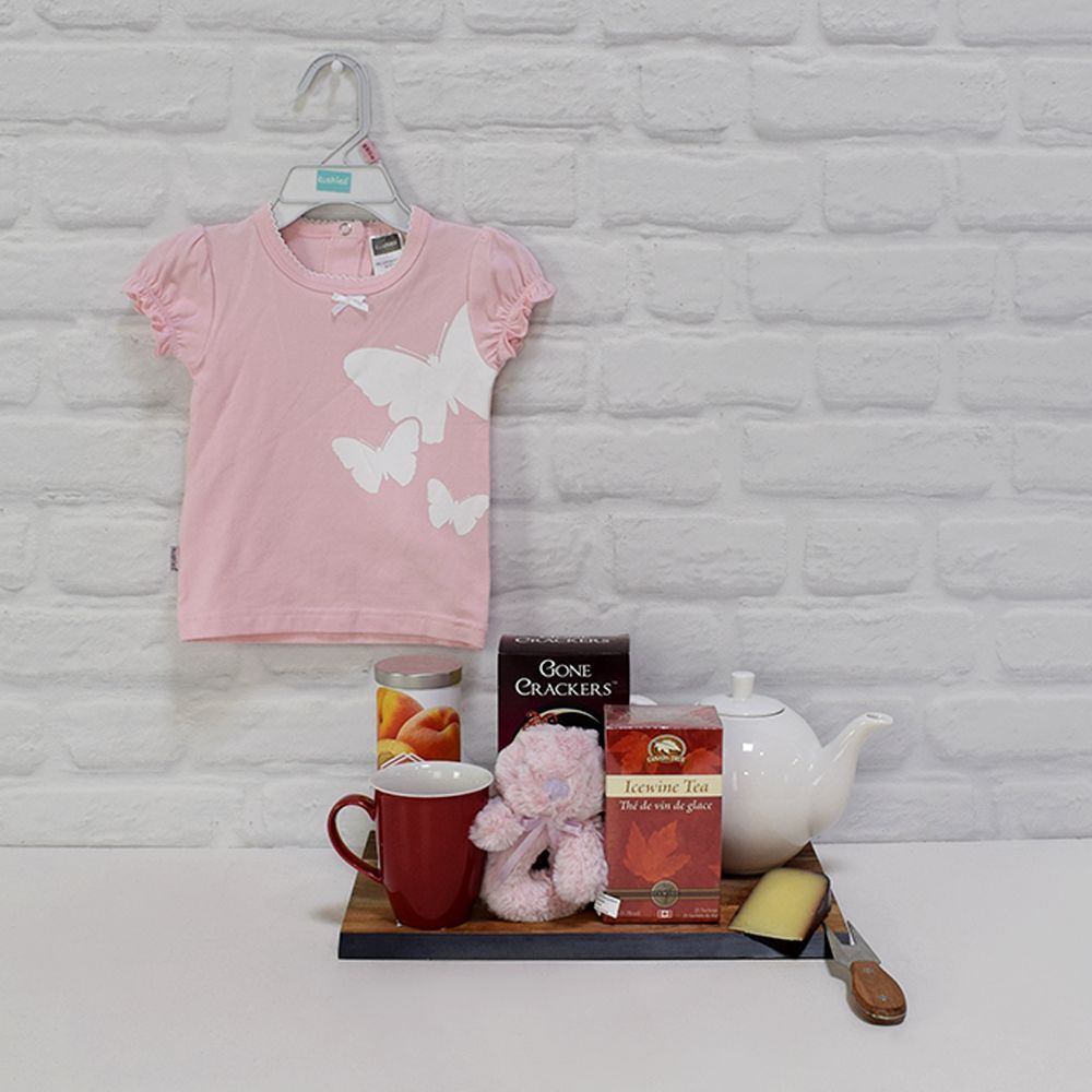 Baby Girl Gourmet Gift Basket – how the gift is presented