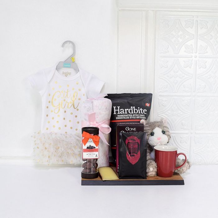 Pink Baby Blanket and Coffee Basket – how the gift is presented