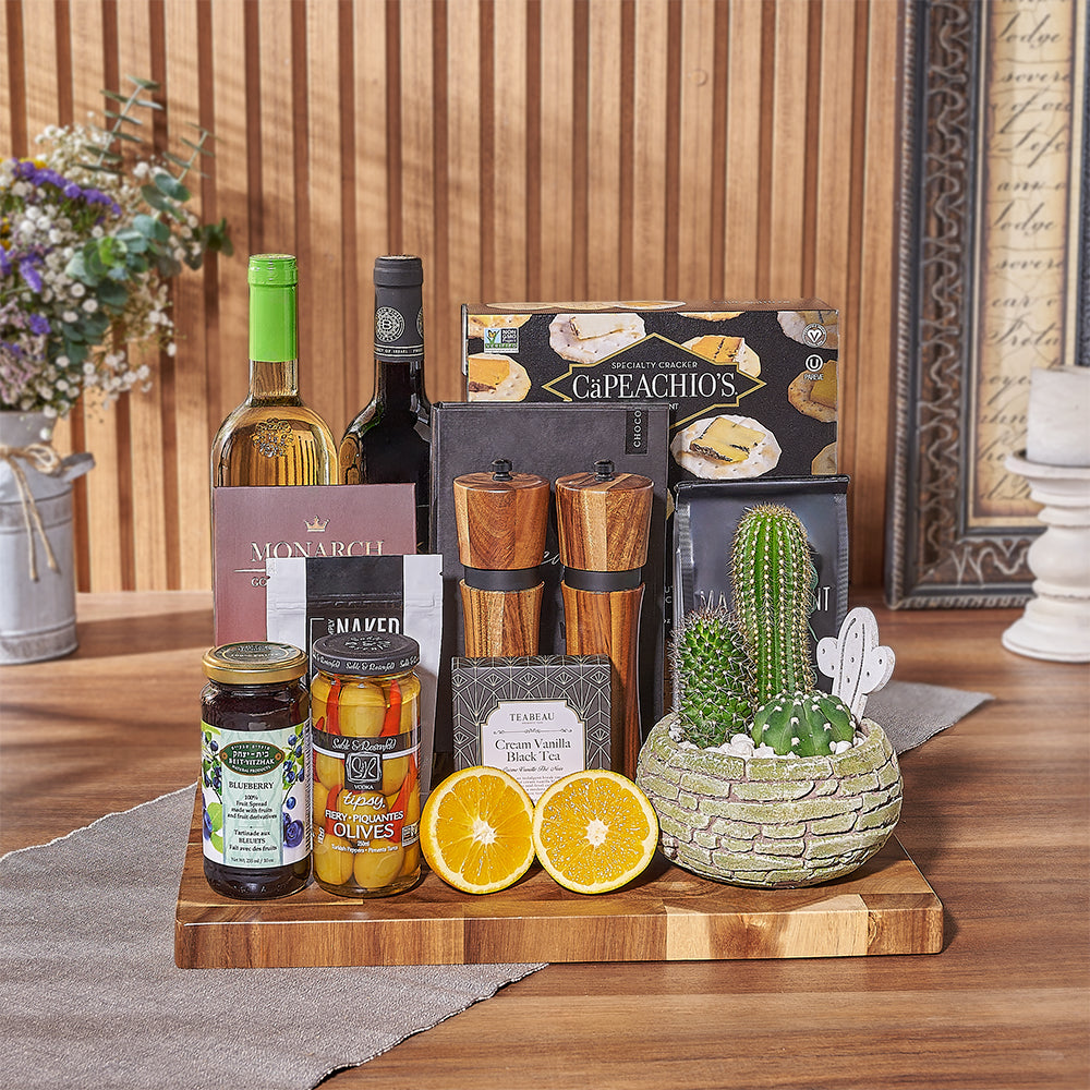 Kosher Wine and Nut Selection Basket – how the gift is presented