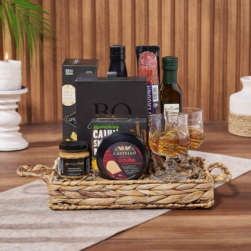Whiskey and Salami Gift Tray – how the gift is presented