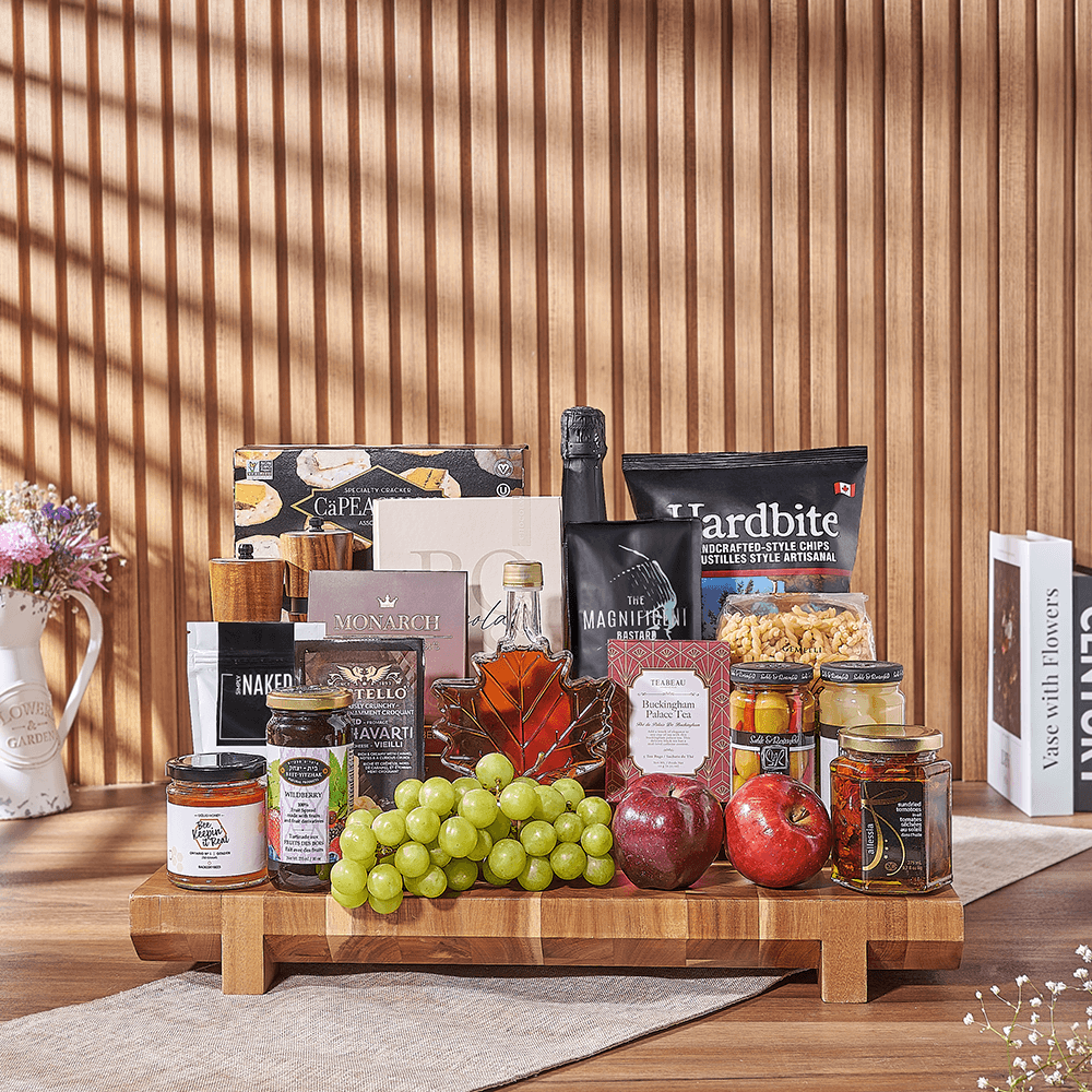 Gourmet Gift Basket with Kosher Sparkling Wine – how the gift is presented