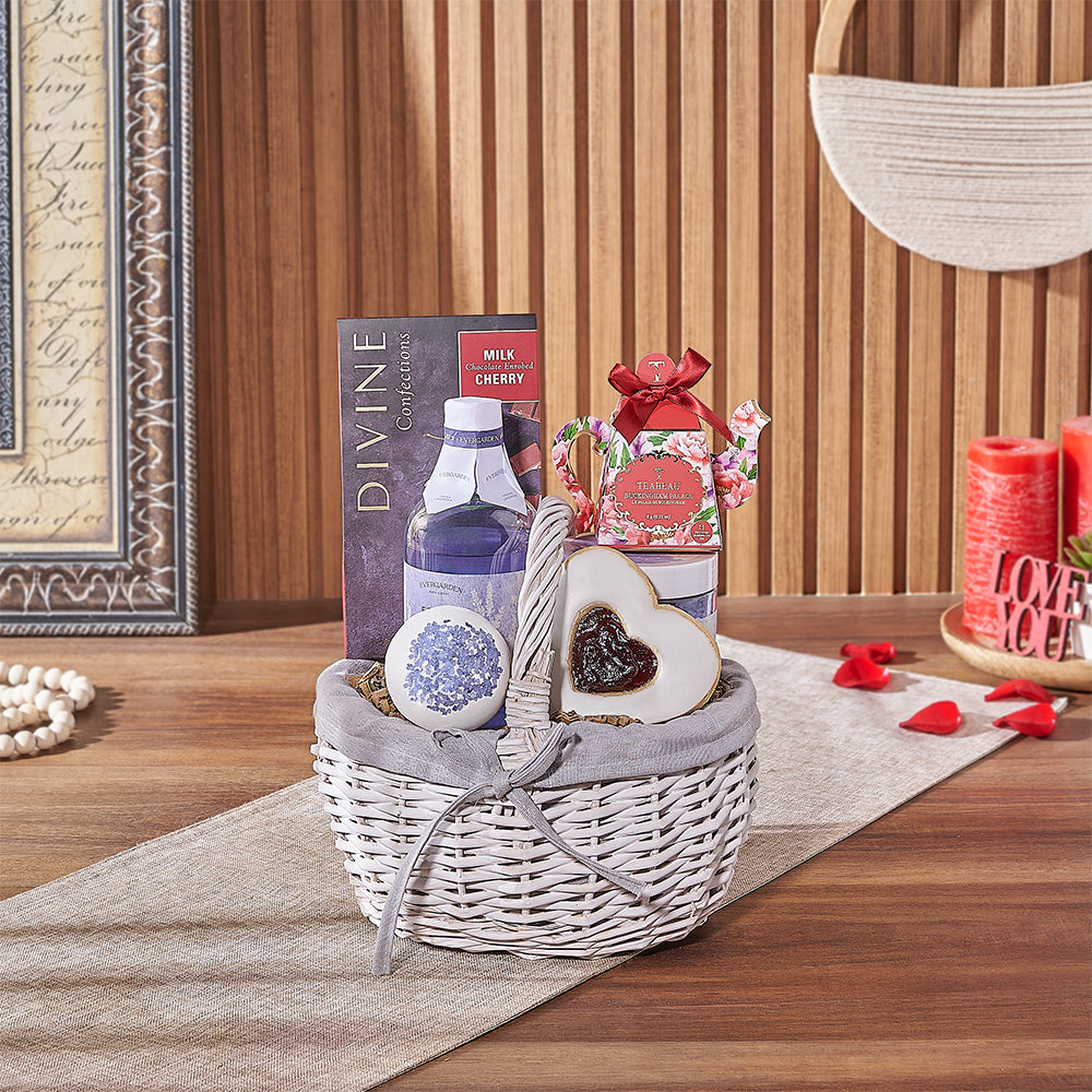 Valentine's Day Chocolate and Lavender Basket – how the gift is presented