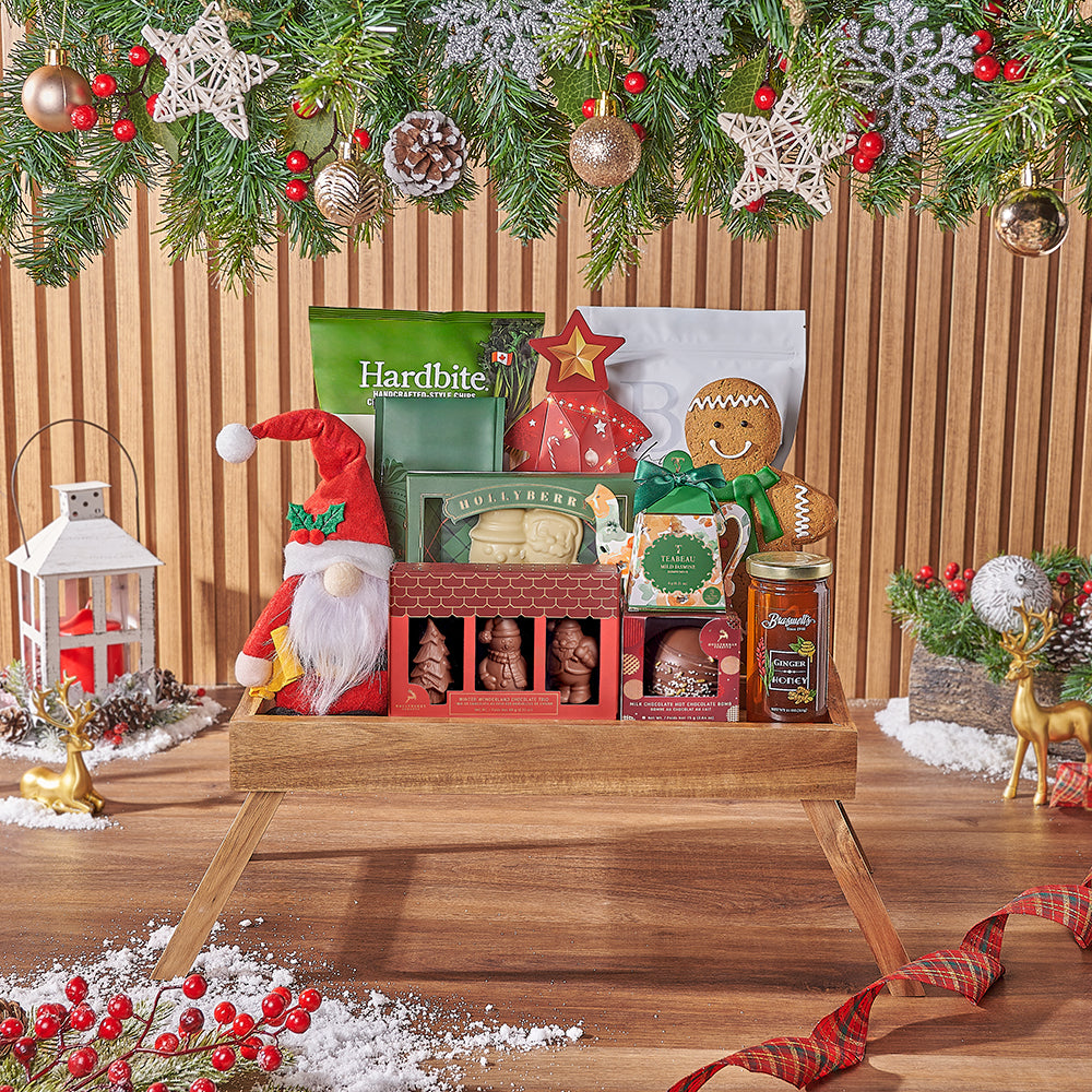 Santa Plush and Coffee Basket – how the gift is presented