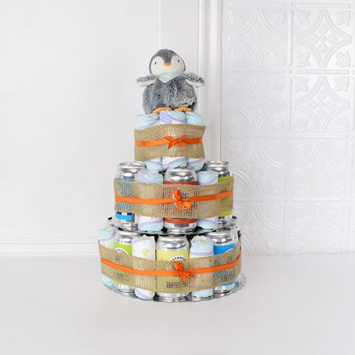 3-Tier Diaper and Beer Gift Basket – how the gift is presented