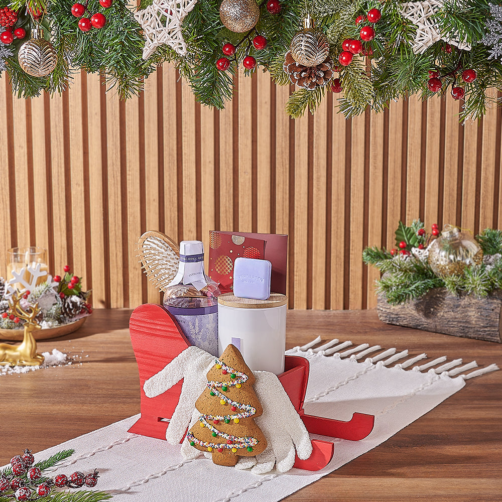 Holiday Spa Basket with Sled – how the gift is presented