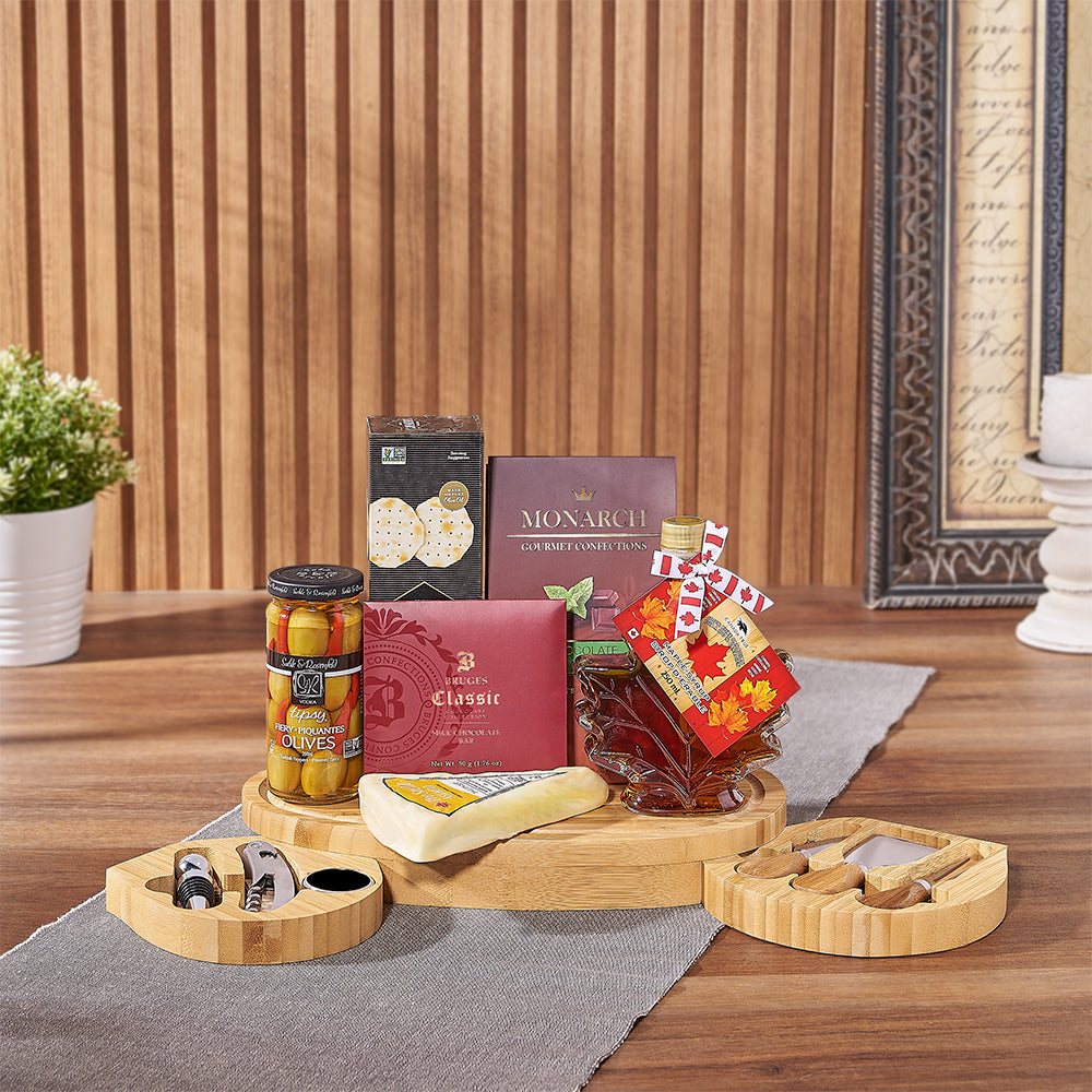 Kosher Vegan Crackers and Cheese Basket – how the gift is presented