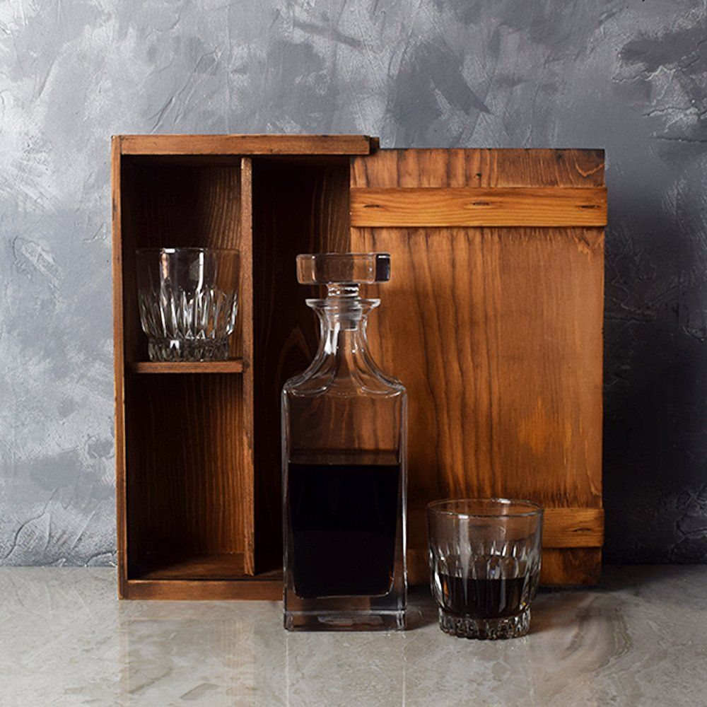 Rustic Wooden Whiskey Decanter Set – how the gift is presented