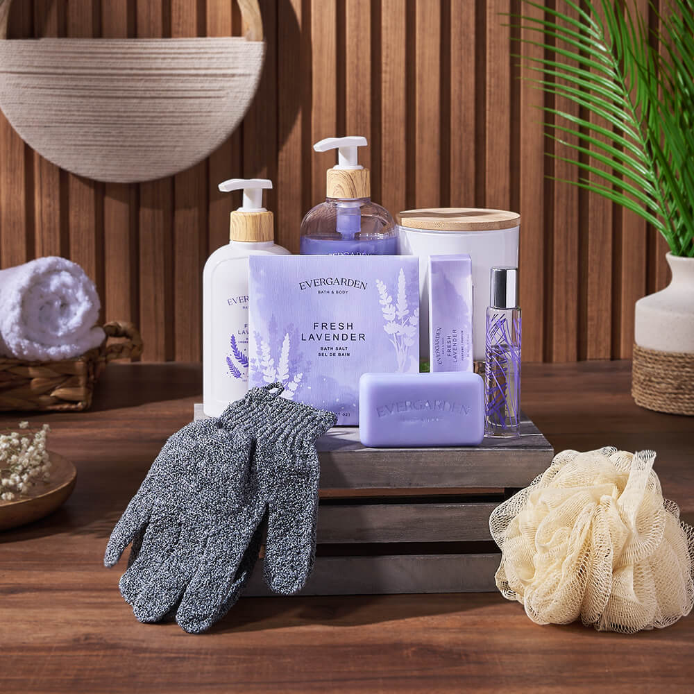 Lavender Spa Essentials Set – how the gift is presented