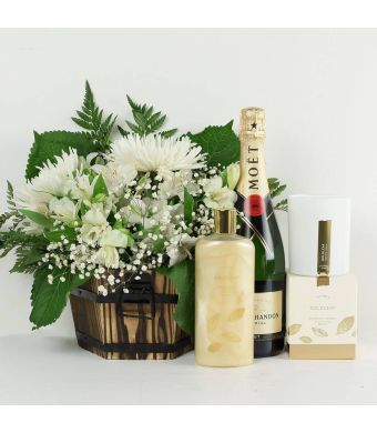 Heavenly Scents Flowers & Champagne Gift
