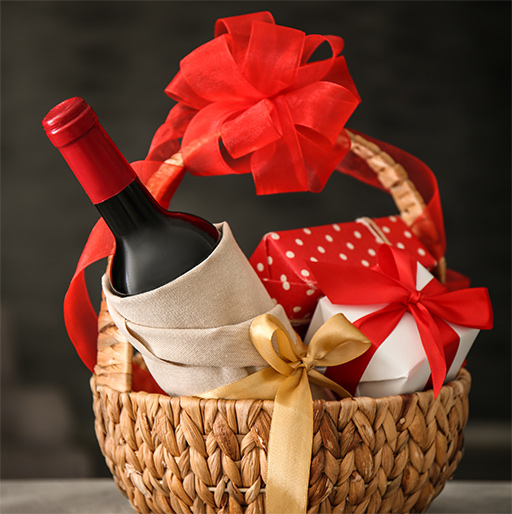Our Wine, Beer & Spirits Gift Ideas for Bosses & Co-Workers